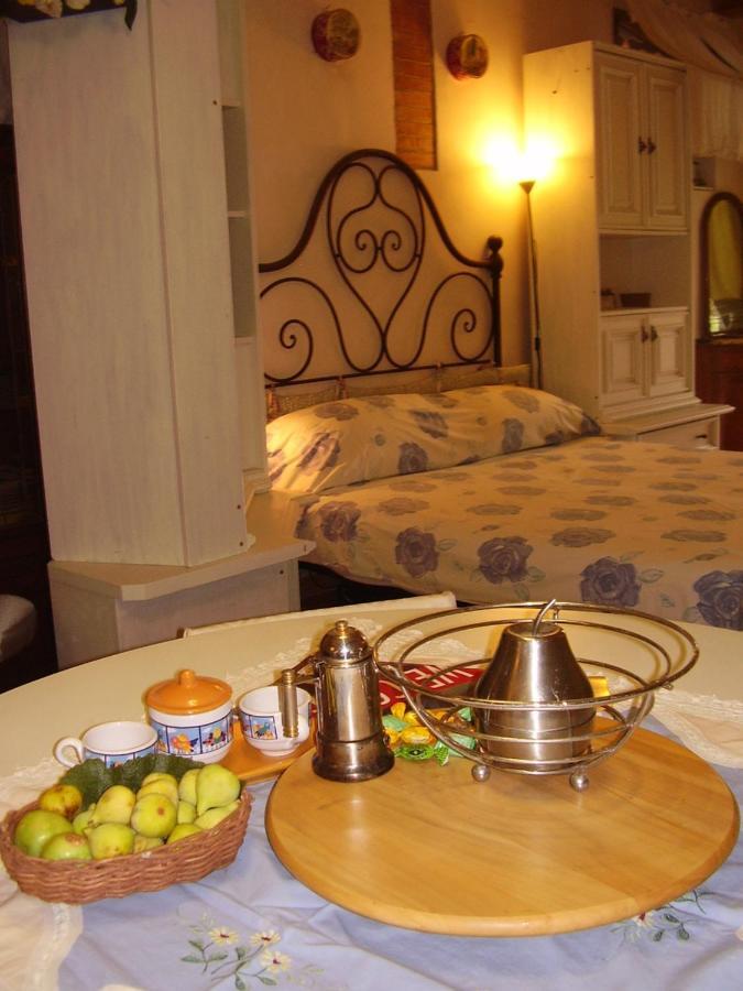 Abruzzocasacampagna Collecorvino - Monolocale Con Mini-Cucina, Giardino E Parcheggio Villa Екстериор снимка